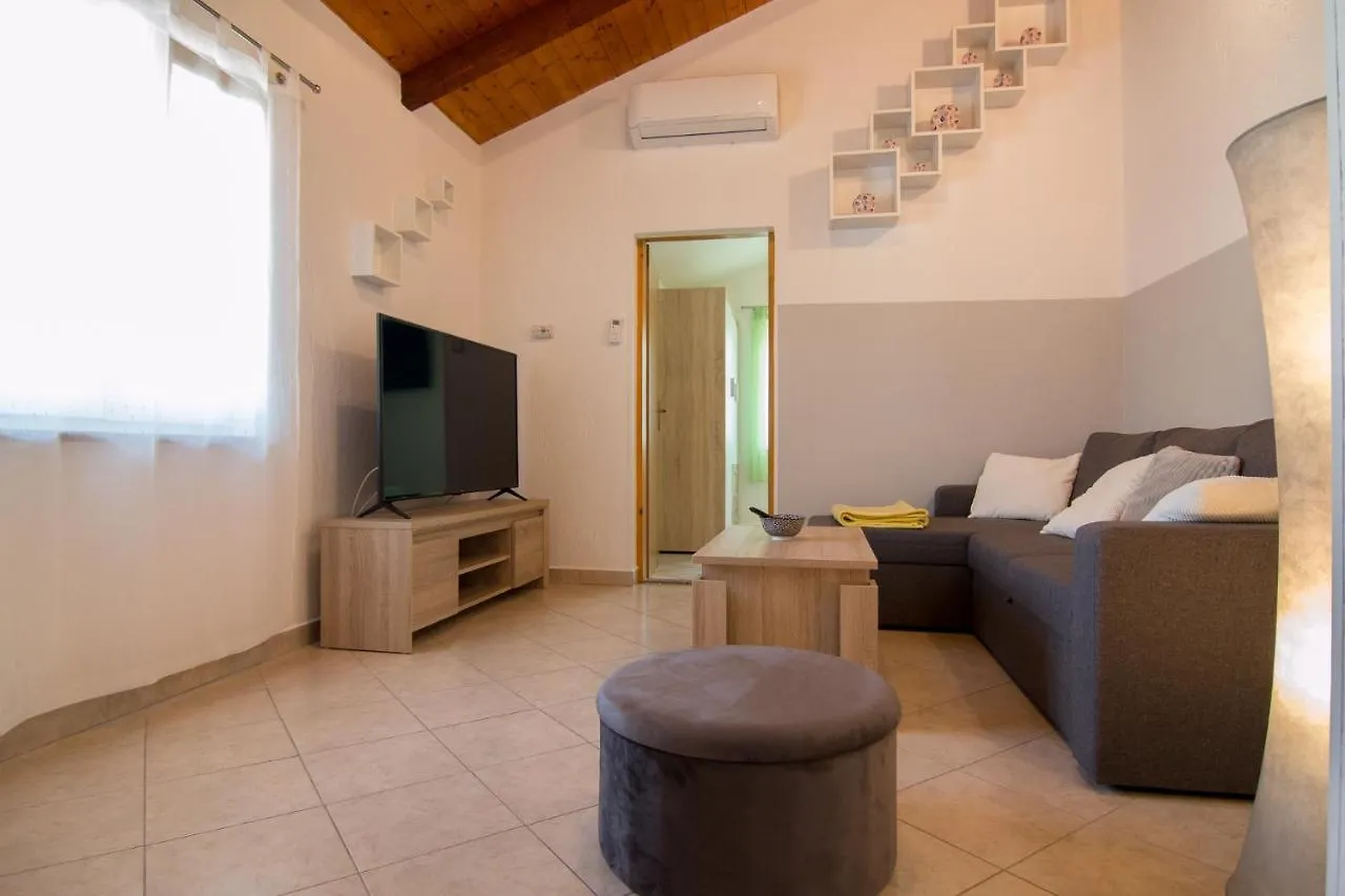 Casa Mia - Loborika Villa 0*,  Croatia