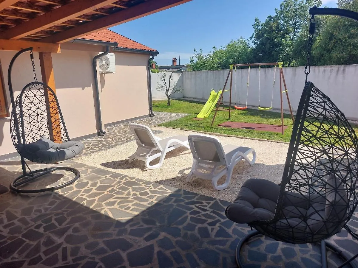 Holiday home Casa Mia - Loborika Villa